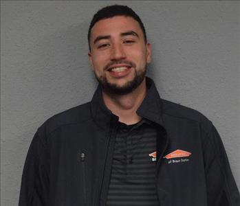 Male in SERVPRO clothing